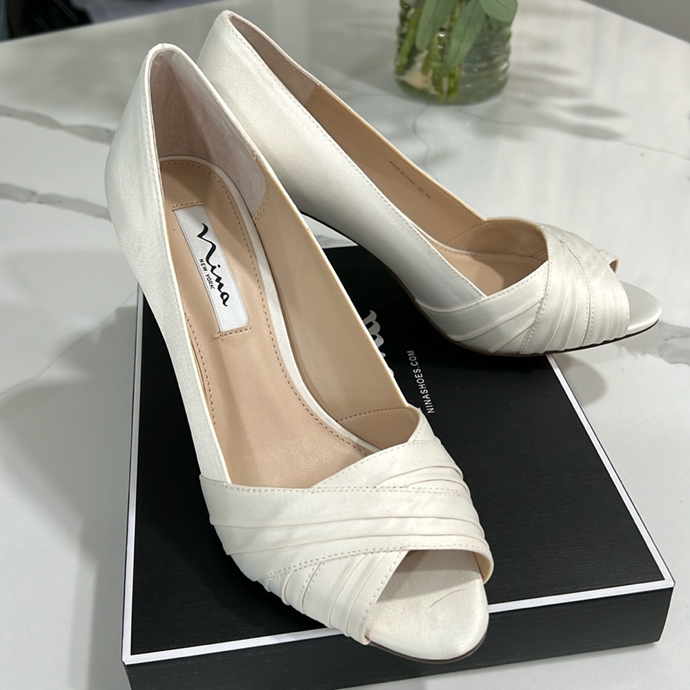 Nina Rhiyana Peep Toe Heels